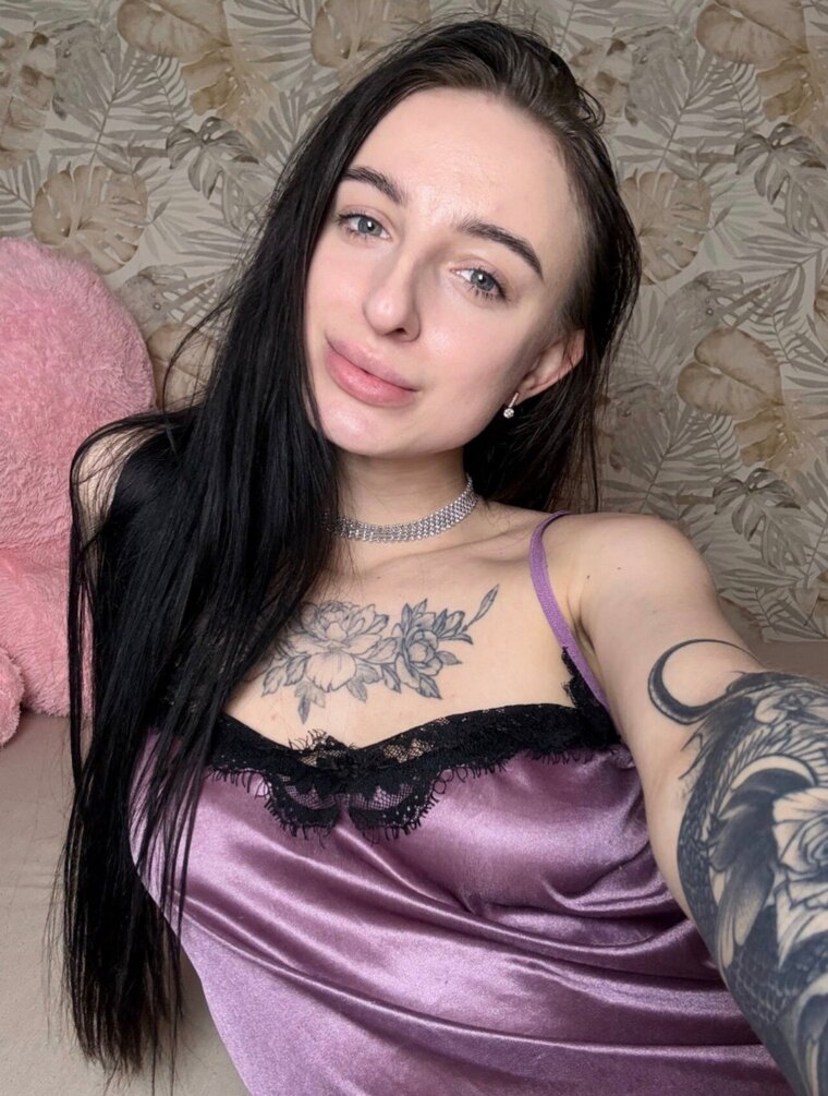 MaryKiss00 cover image