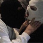 Masked lovers avatar