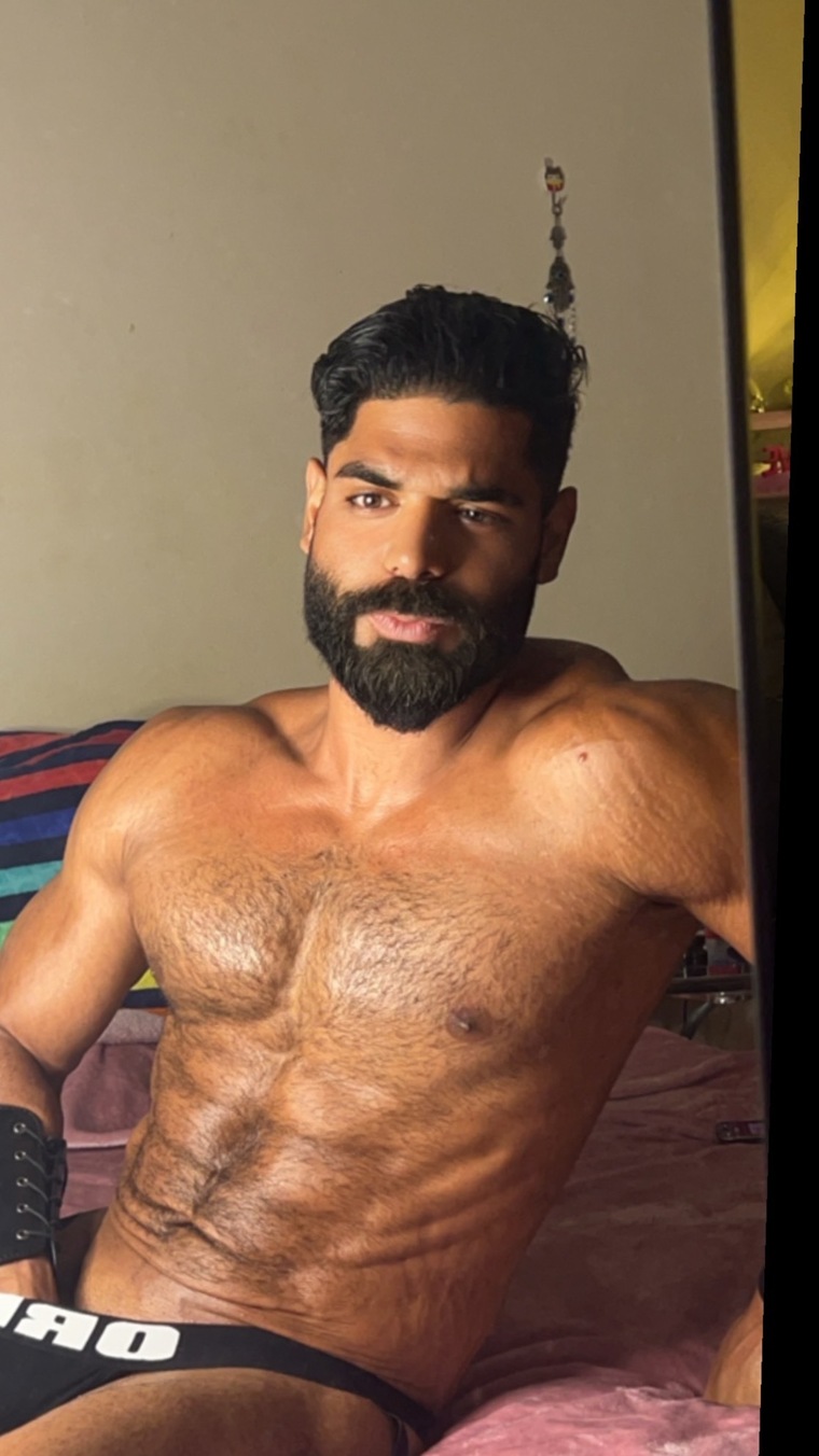 dubai_massage_hot cover image