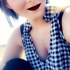 Busty and petite avatar