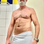 mature-hairy avatar