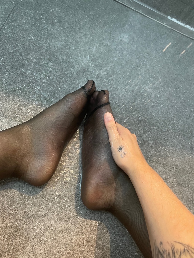 Mauki_Feet cover image