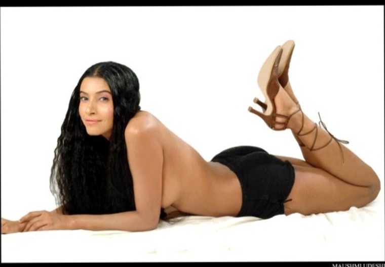 Maushmi Udeshi banner image