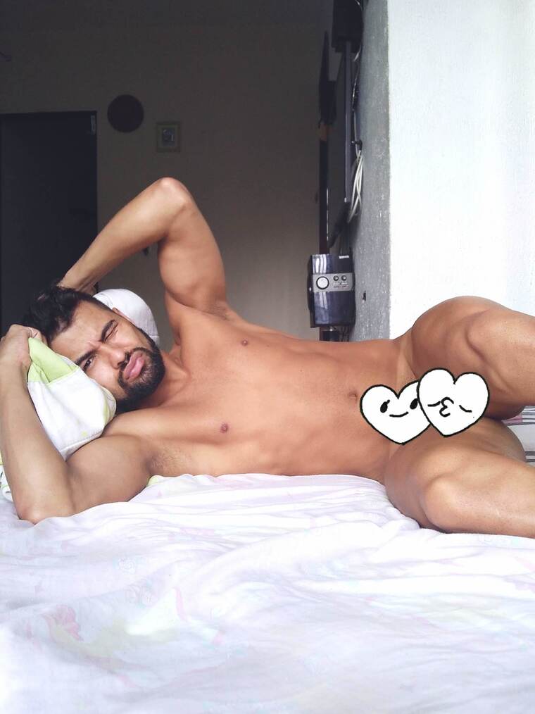 Max BootyXXX cover image