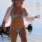 Summer Beach Girl avatar
