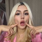 Mira 🤍 avatar