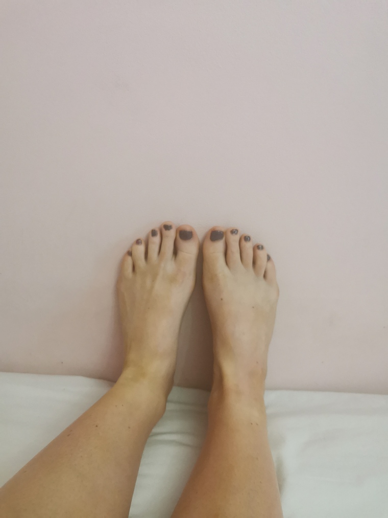 Cute feet banner image
