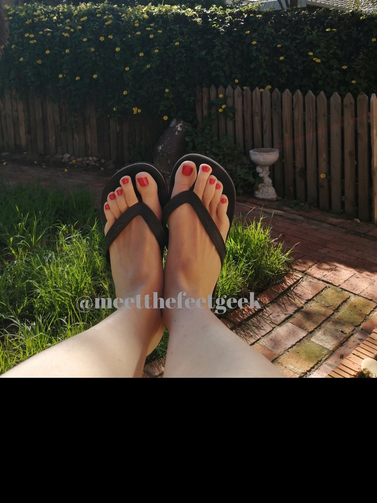 MeetTheFeetGeek cover image