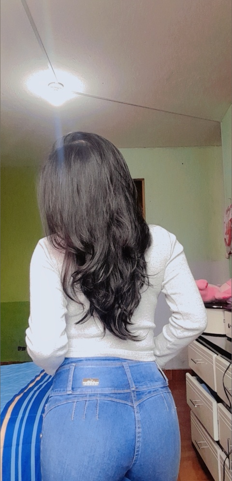 Melany Chikis banner image