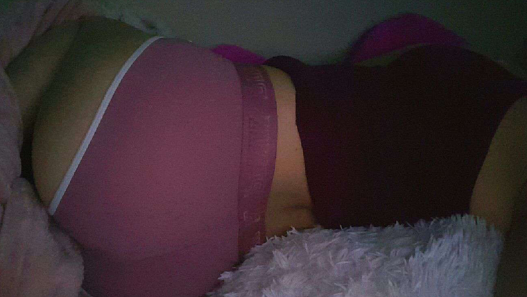 PleasantPeach 🍑 cover image