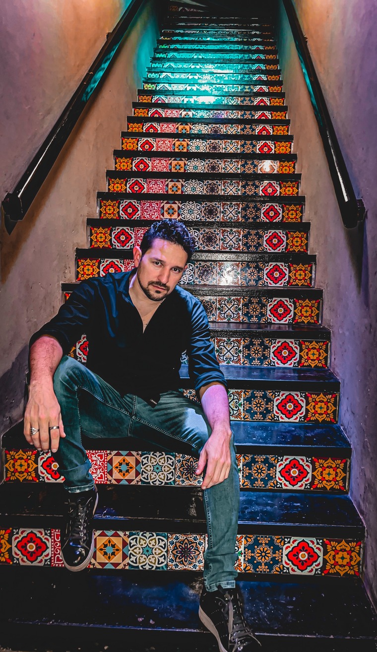 Menlatinoonfire😈 banner image