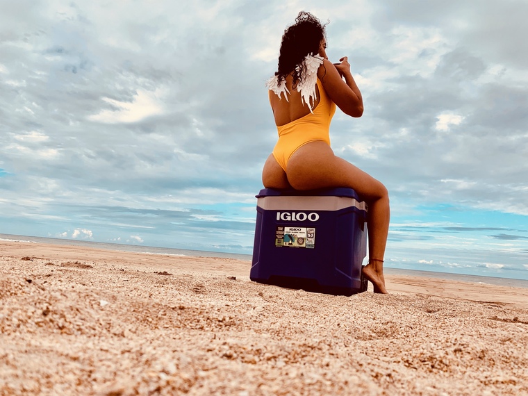Body by gilse cover image