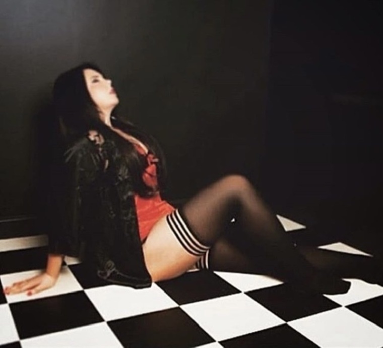 MiMi cover image