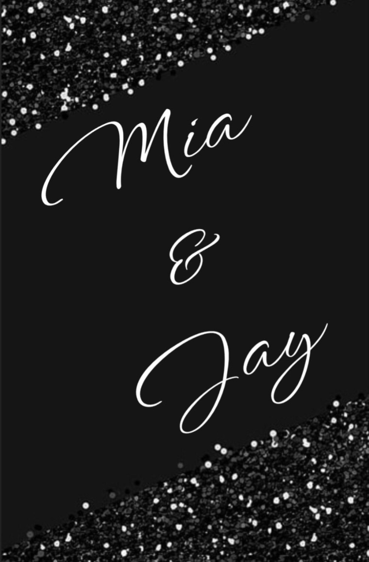 Mia Rose 🌹 cover image