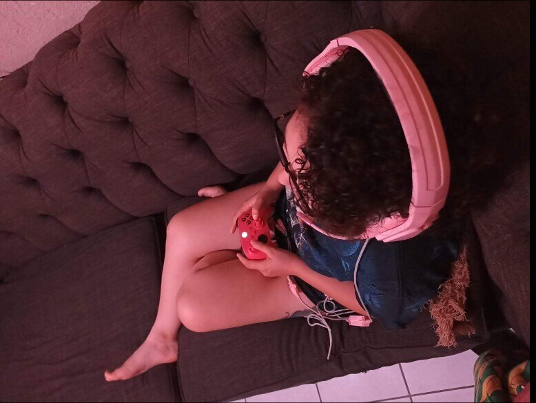 Mia Diermessen Cuckquean banner image