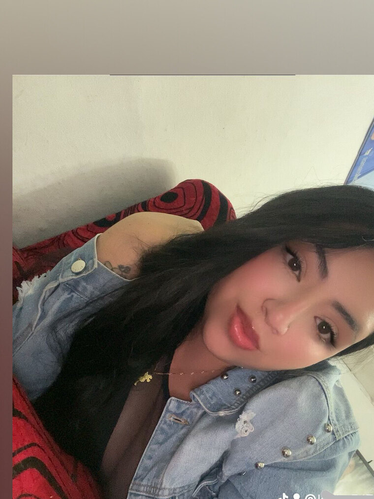 Mia Mendez banner image