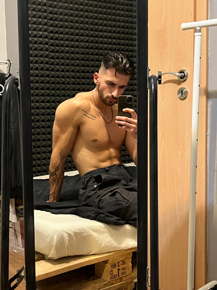 Michele Magnetico cover image