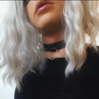 MIKA ❄️ avatar