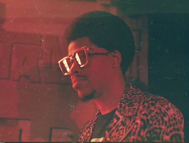 Mike E. Winfield banner image