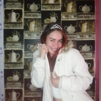 M'ilagros avatar