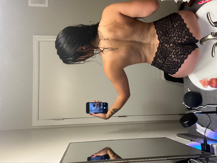 milaaa 🧚‍♀️ cover image