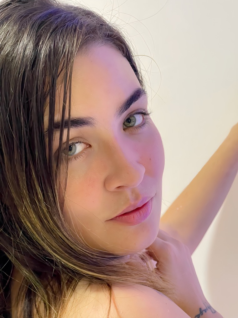Mileidys Flores Osorio cover image