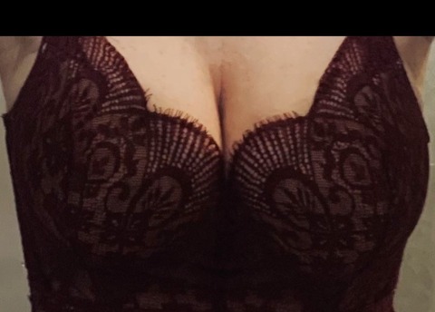 milky boobs yummy mommy cover image