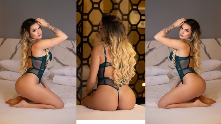 ๐ Mirella Santiago ๐ banner image