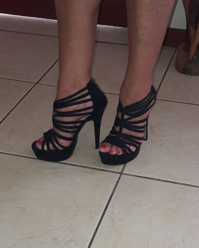 My Sexy Feet - NO PPV !!! cover image