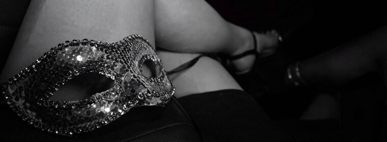 Luxury Latina Goddess π banner image