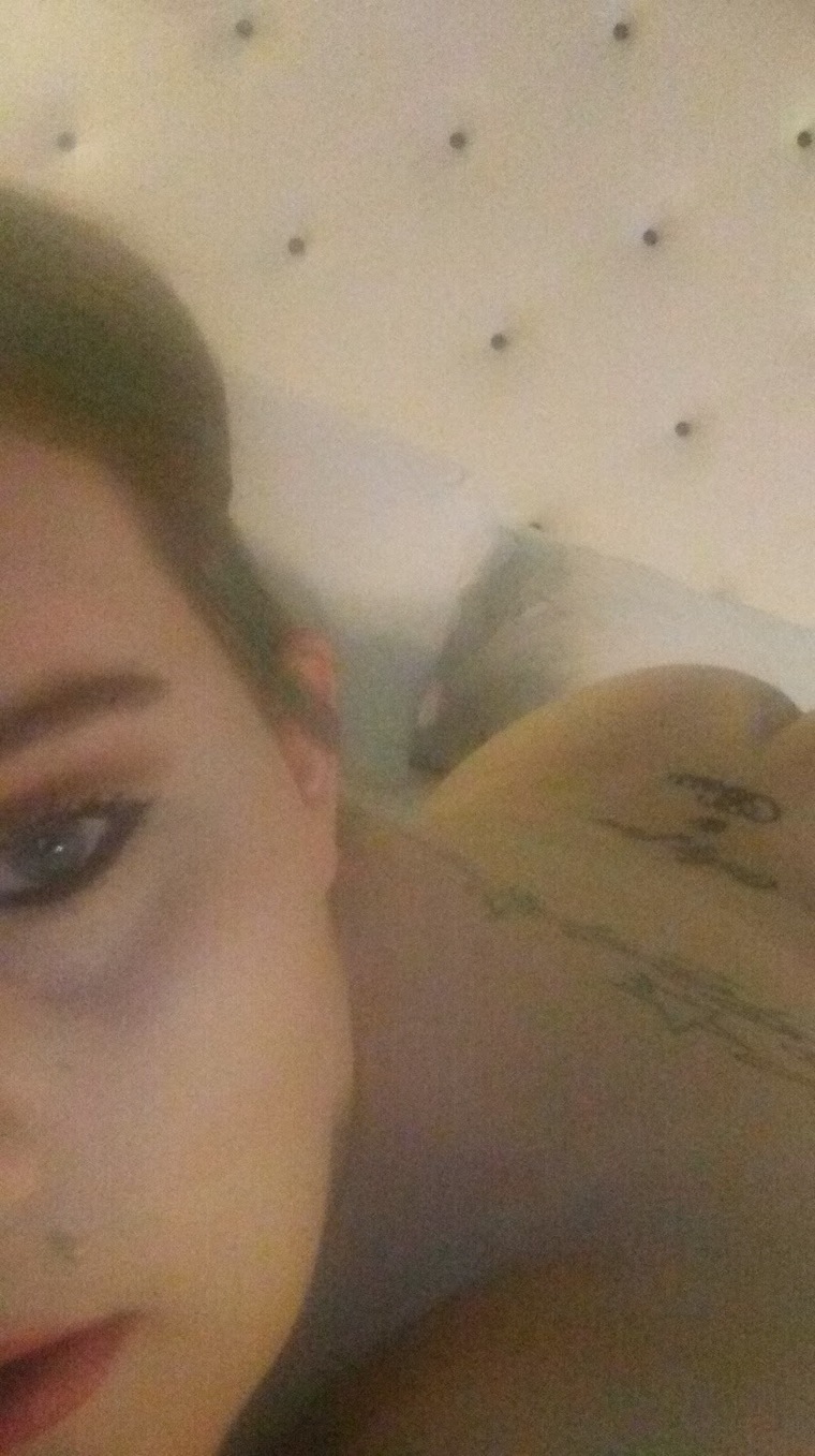GemmaLucre ☆SUPREME BITCH☆ cover image