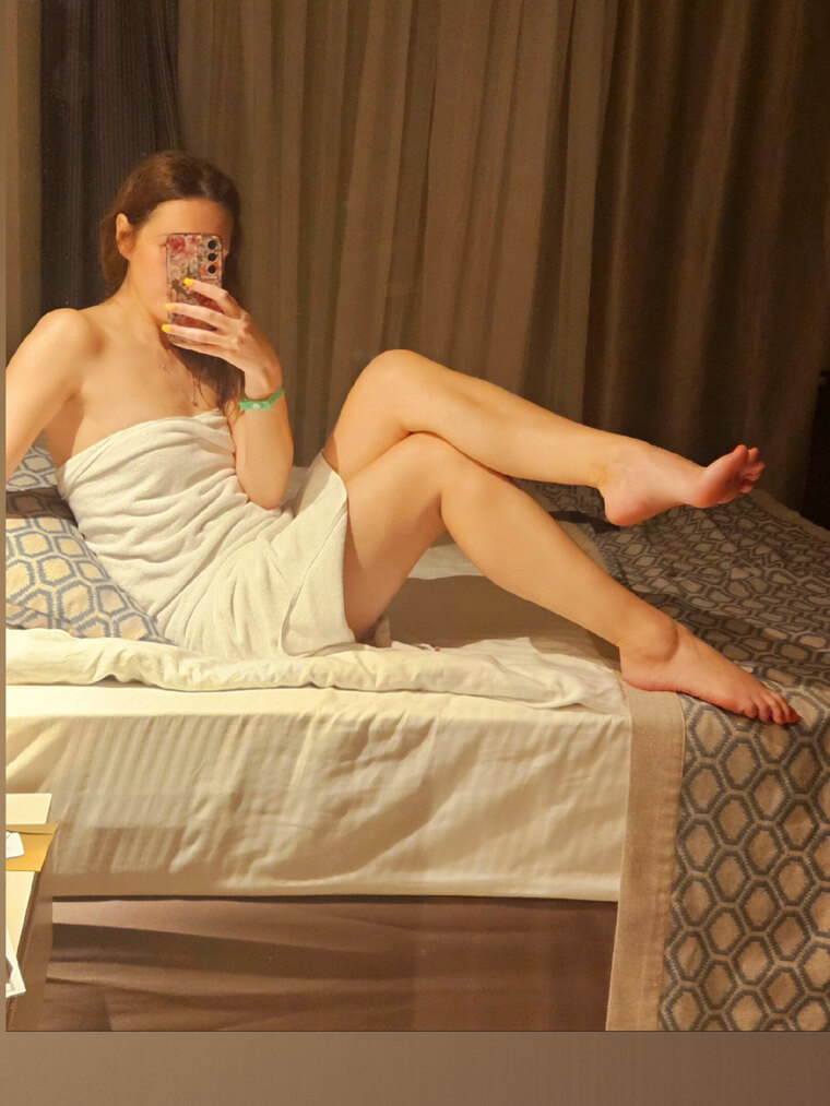 Miss Fidget Feet 🇬🇧 banner image