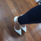 Miss Filo feet avatar