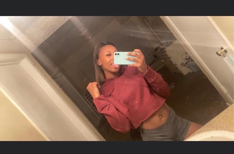 Petite Nique💦😻 banner image