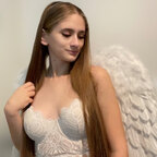 Miss PhoebeV avatar