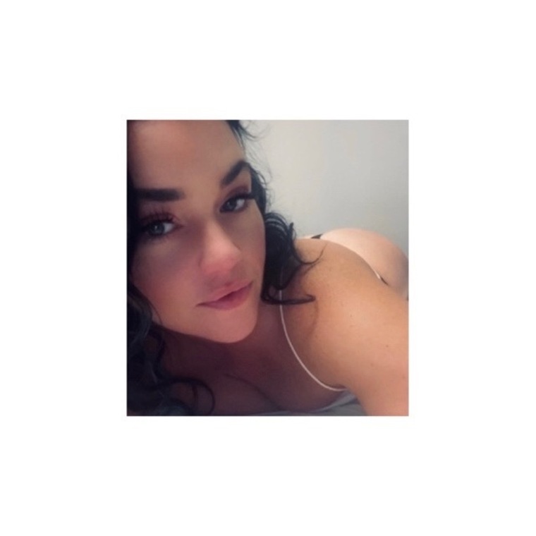 Miss Sarah Mae banner image