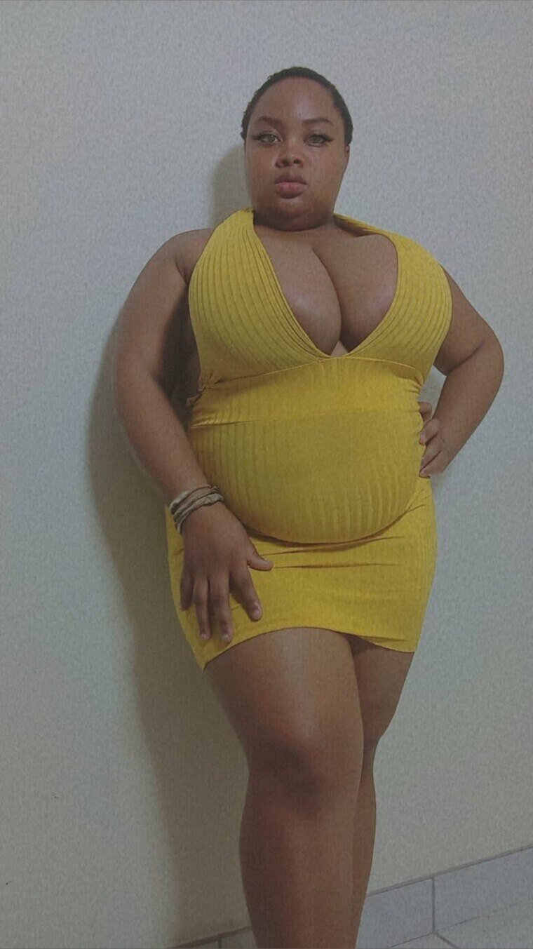 MissThickMelons🥰 cover image