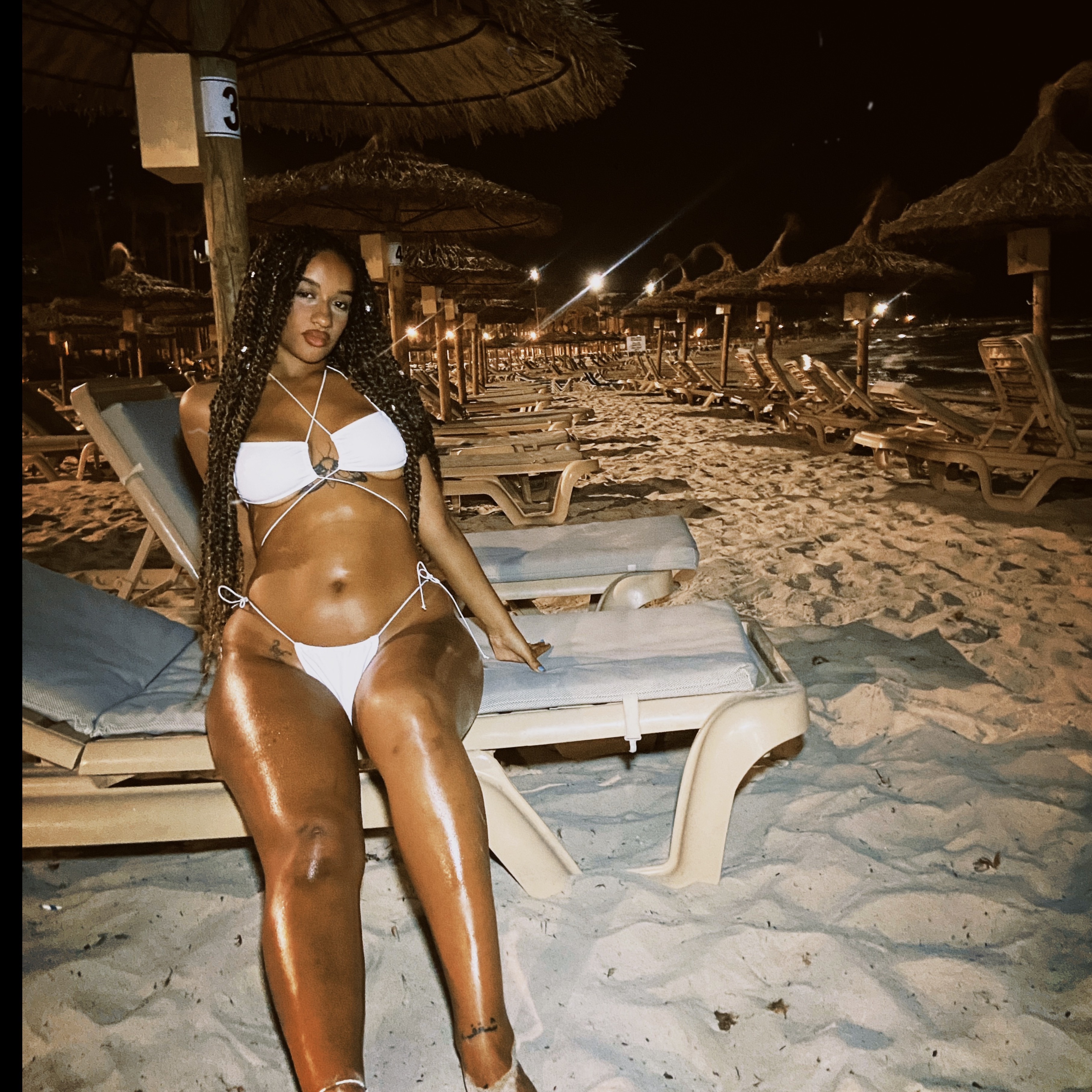 FINDOM LATINA💲 banner image