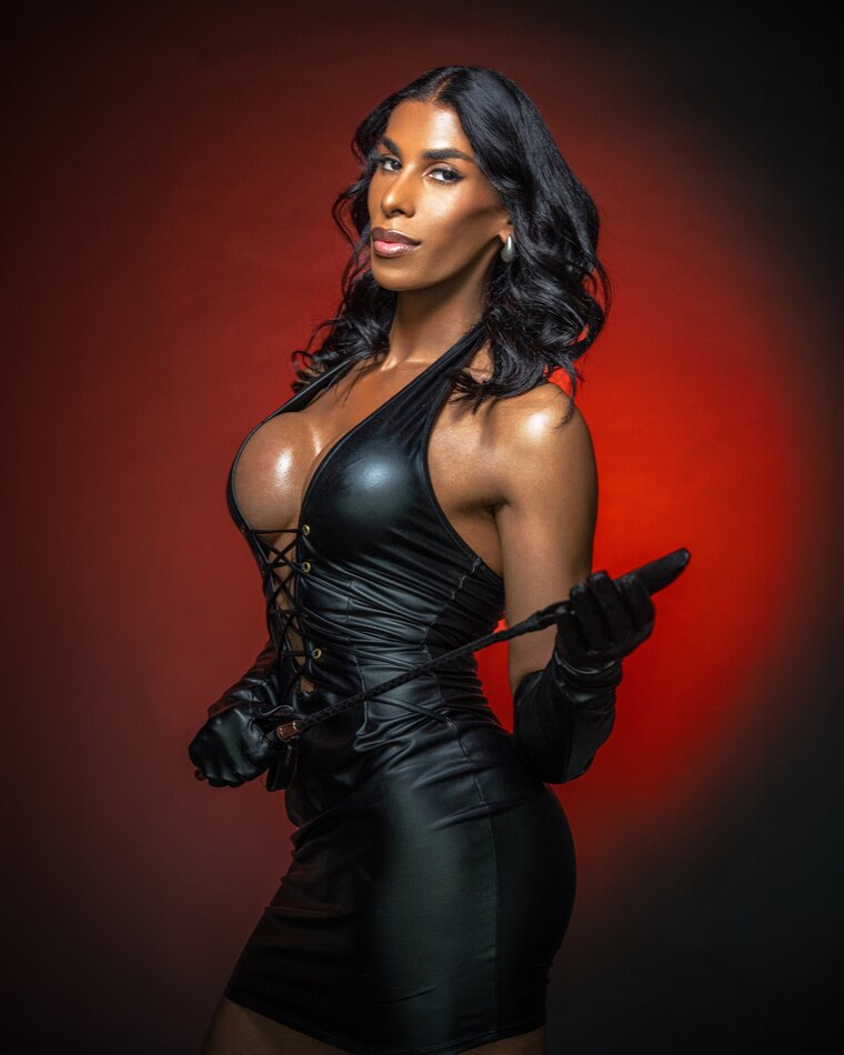Miss V banner image
