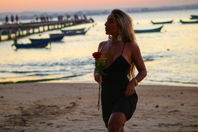 Bruna ๐ค SPH Queen Supreme cover image