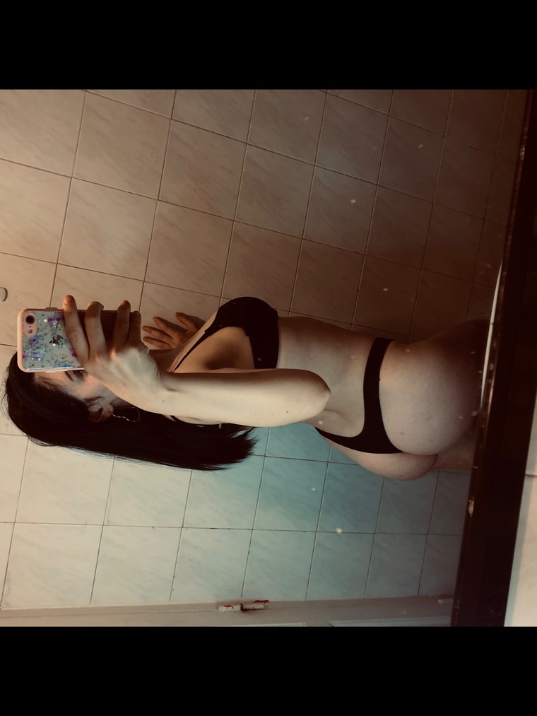 Mel🤑 cover image
