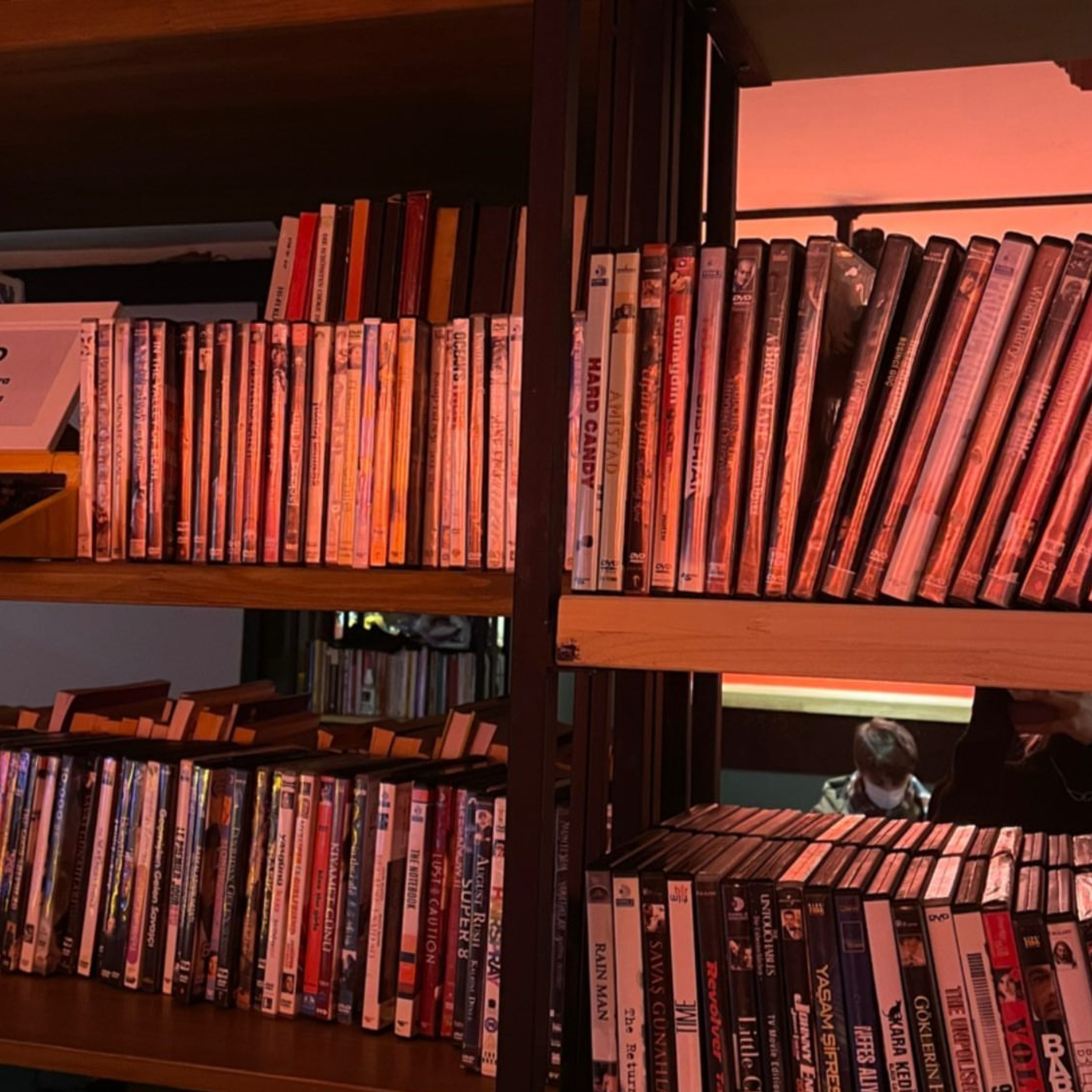 Modern Keko banner image