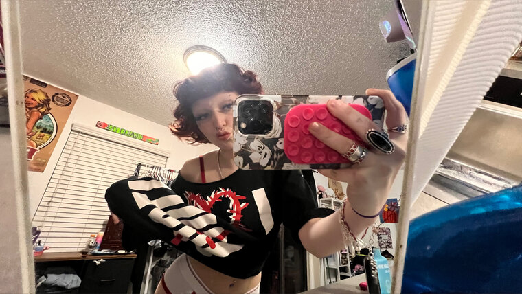 mollyolly cover image