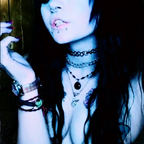 𝕸𝖔𝖑𝖑𝖞𝕽𝖔𝖙 ♡ avatar