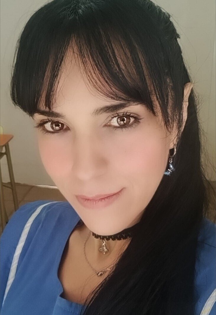 Lorena "Sweet, sensual & dominant mom" banner image