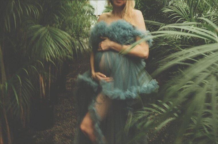 Mommyinlace cover image