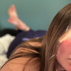MomNextDoorToes-Free avatar