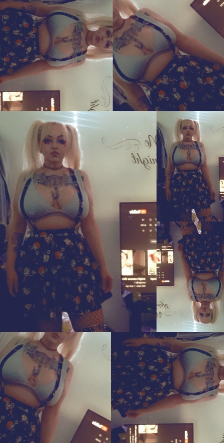 Monique banner image