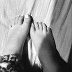 🌙🦶🏻 avatar