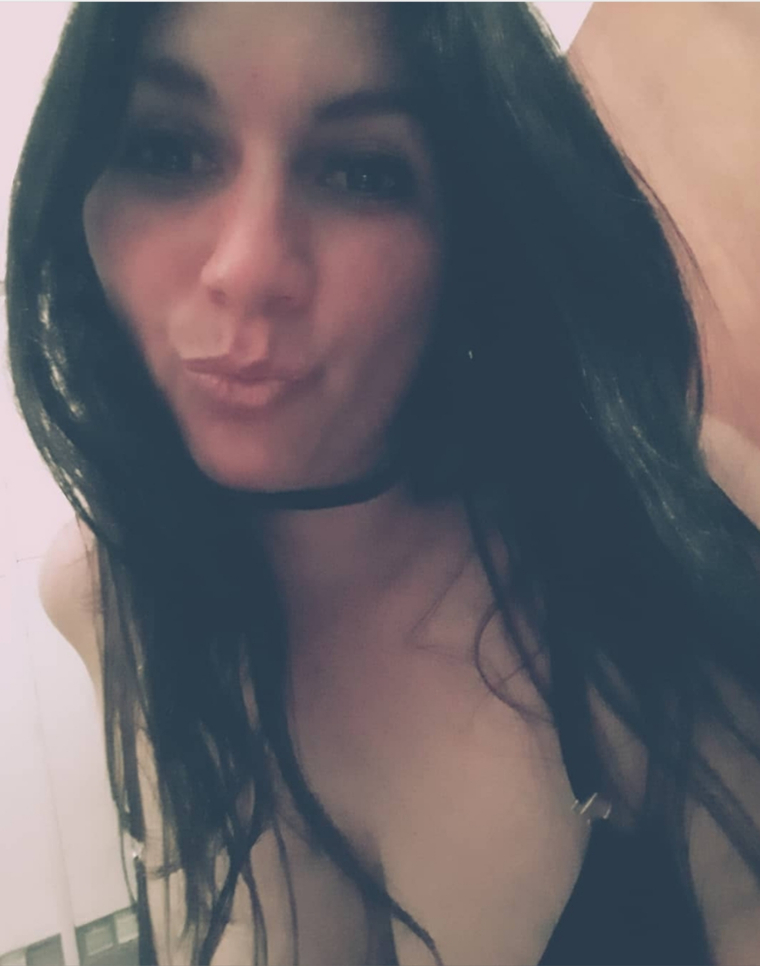 Sweet brunette🔥 cover image